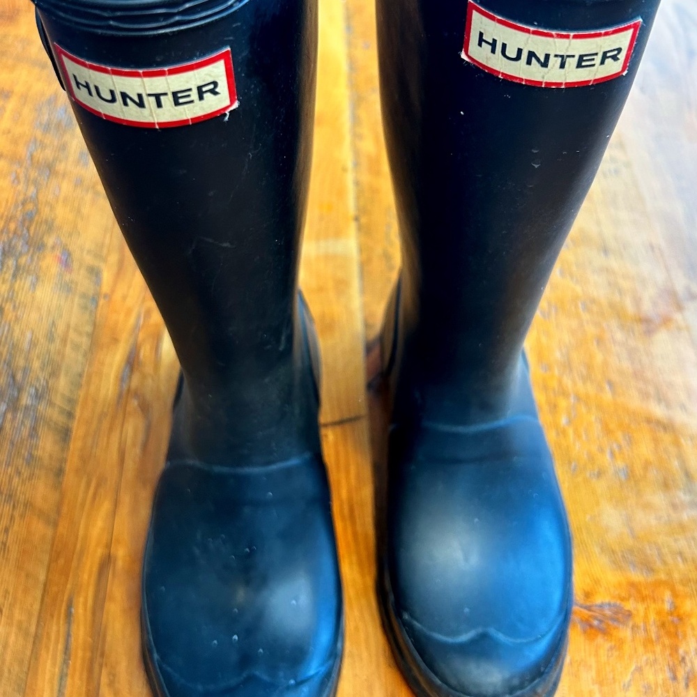 Black Hunter Boots Size 1 Kids